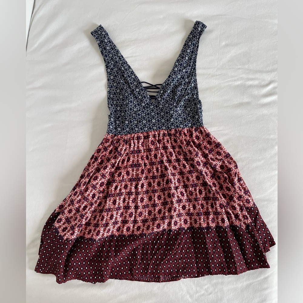 Lulu's Women’s Dress in Blue and Red Floral